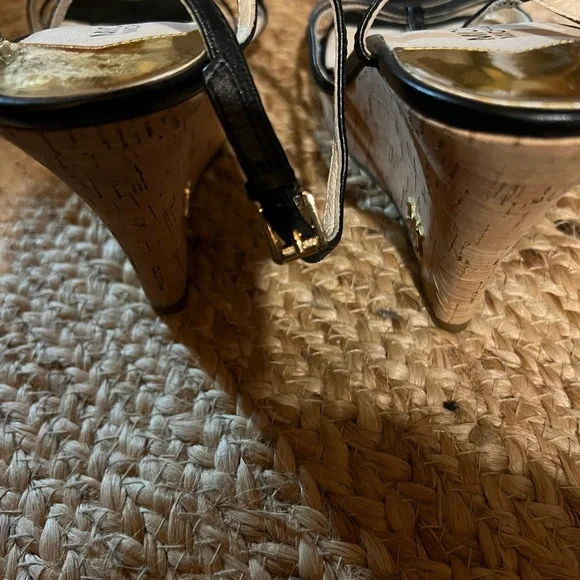 Michael Kors Black Strappy Heels Sandals Shoes sz 7 - Picture 7 of 8